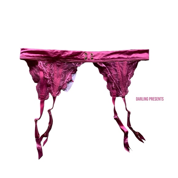 VICTORIA’S SECRET LACE & SATIN GARTER BELT WOMEN COLOR PINK SIZE XS/S - Picture 1 of 4